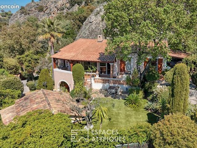 Propriété 7 pièces 165 m²
