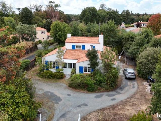 Propriété 7 pièces 165 m²
