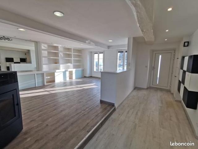 Propriété 7 pièces 166 m²