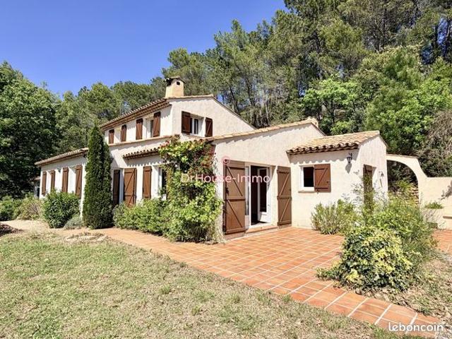 Propriété 7 pièces 167 m²