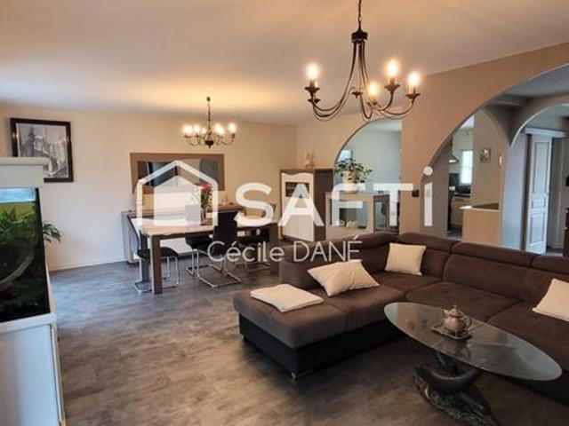 Propriété 7 pièces 167 m²