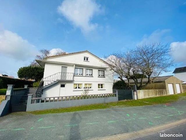 Propriété 7 pièces 167 m²