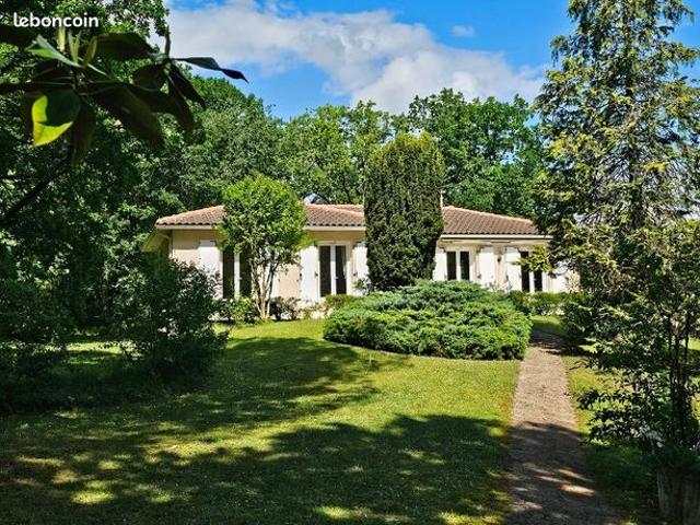 Propriété 7 pièces 168 m²