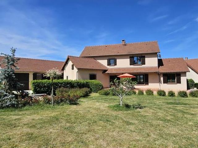 Propriété 7 pièces 168 m²