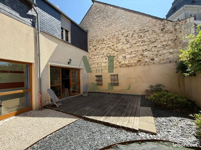 Propriété 7 pièces 169 m²