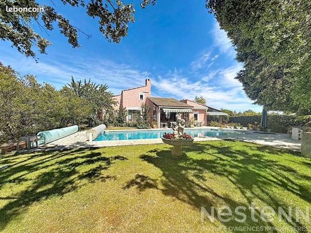 Propriété 7 pièces 160 m²