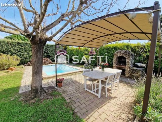 Propriété 7 pièces 160 m²
