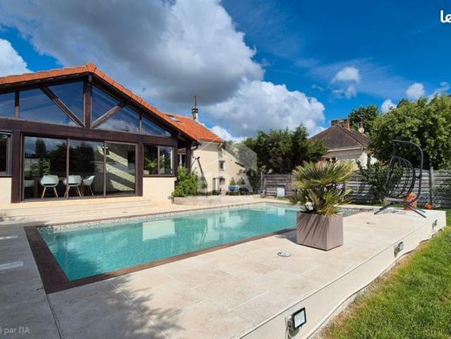 Propriété 7 pièces 160 m²