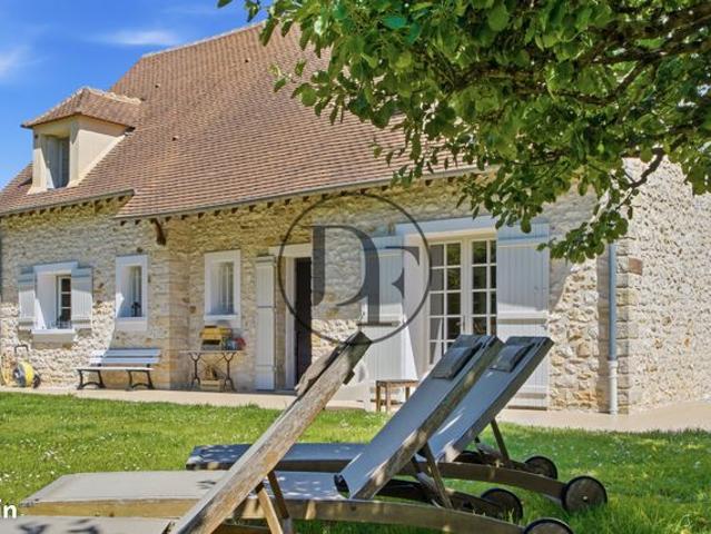 Propriété 7 pièces 160 m²