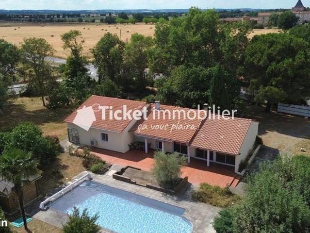 Propriété 7 pièces 160 m²