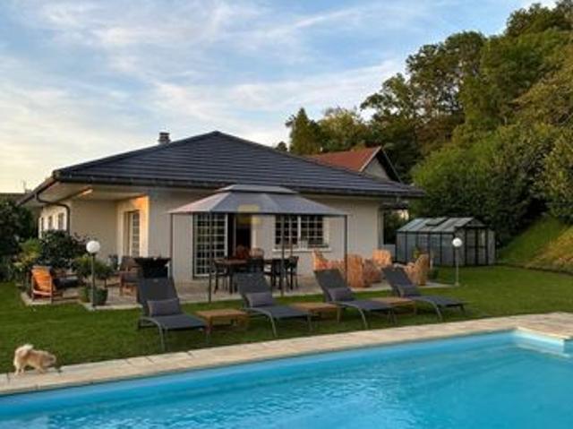 Propriété 7 pièces 160 m²