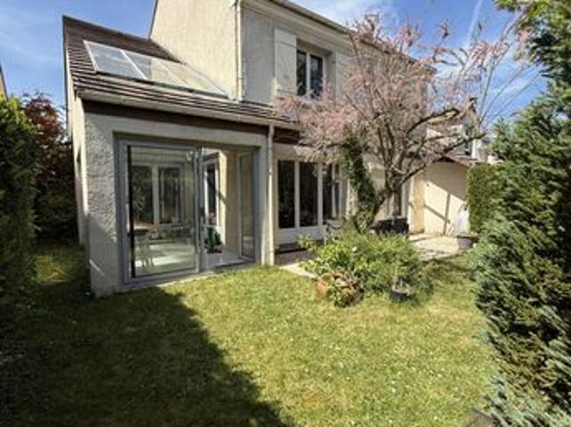 Propriété 7 pièces 160 m²