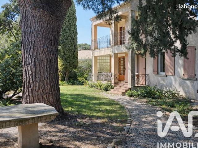 Propriété 7 pièces 160 m²