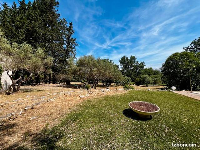 Propriété 7 pièces 160 m²