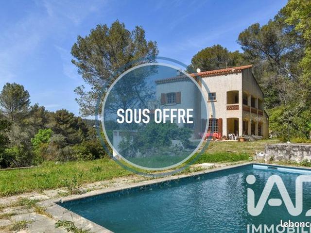 Propriété 7 pièces 160 m²