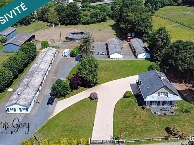 Propriété 7 pièces 160 m²