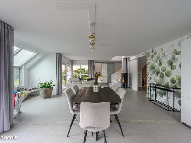 Propriété 7 pièces 161 m²