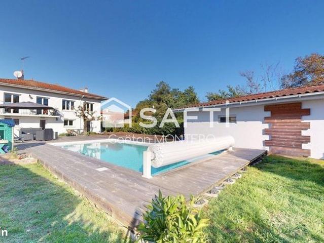 Propriété 7 pièces 161 m²