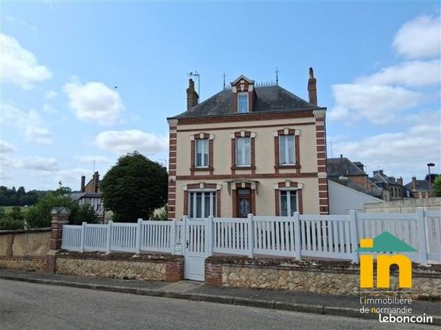 Propriété 7 pièces 162 m²