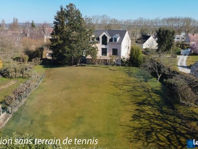 Propriété 7 pièces 162 m²