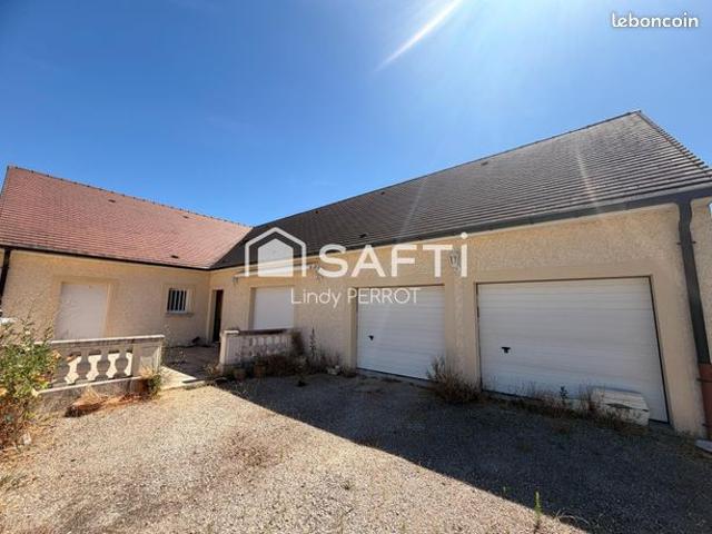 Propriété 7 pièces 163 m²