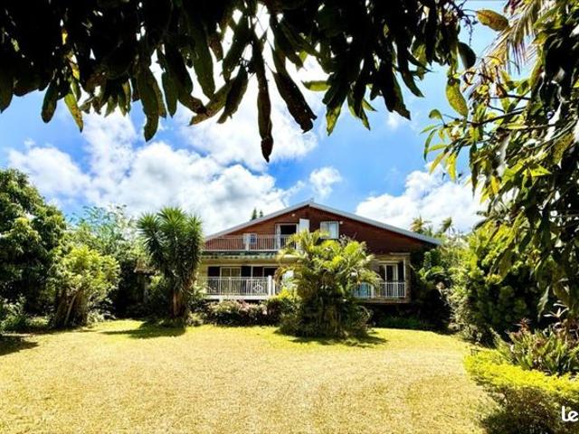 Propriété 7 pièces 163 m²