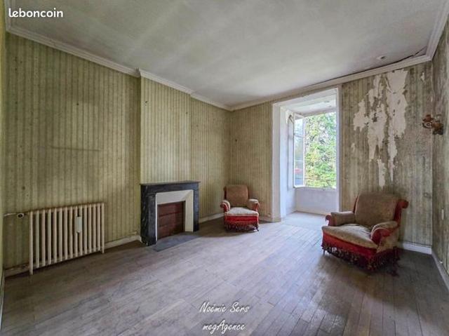 Propriété 7 pièces 174 m²