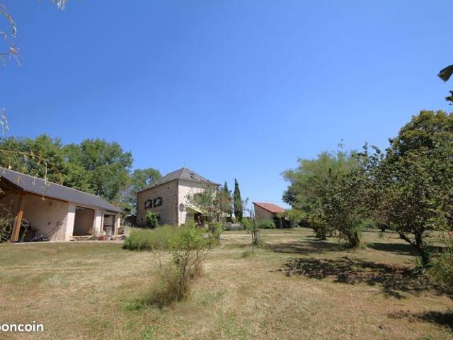 Propriété 7 pièces 174 m²
