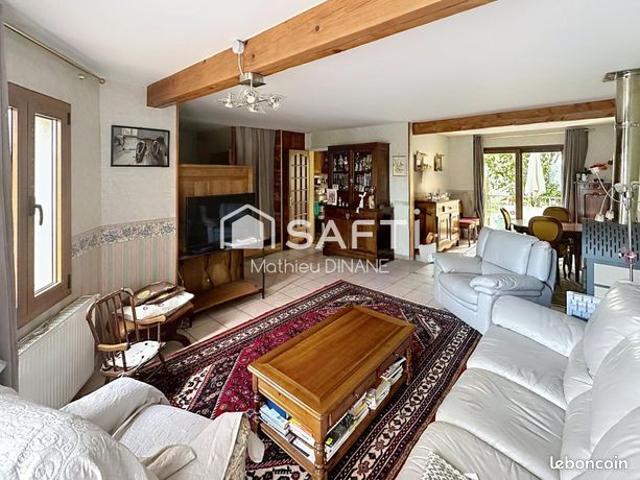 Propriété 7 pièces 175 m²