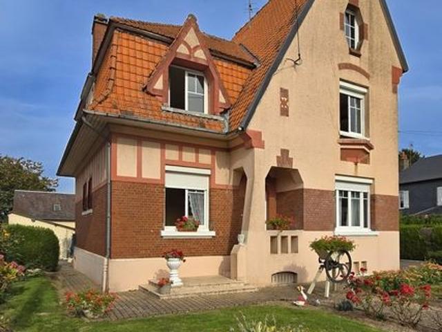 Propriété 7 pièces 175 m²