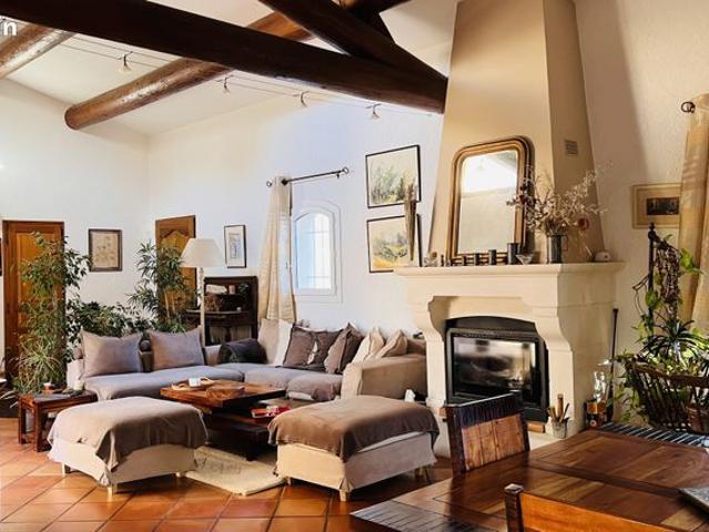 Propriété 7 pièces 175 m²