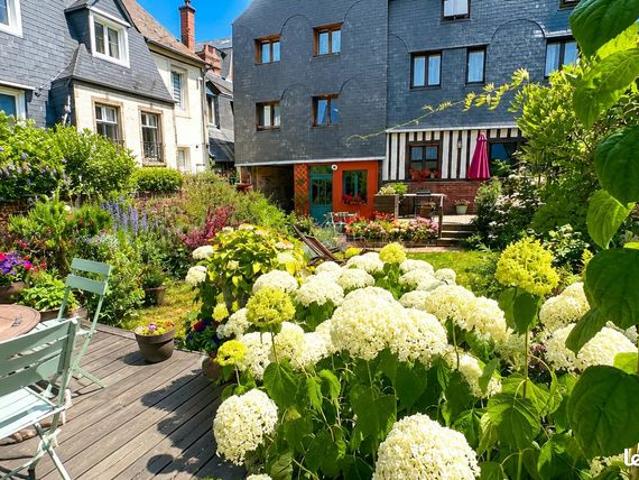 Propriété 7 pièces 175 m²