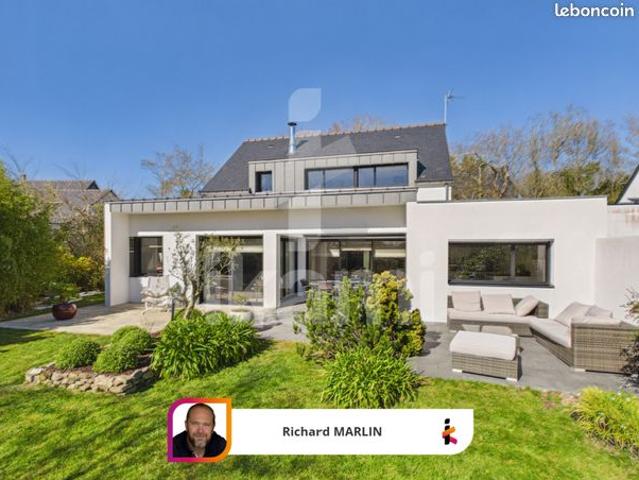 Propriété 7 pièces 176 m²