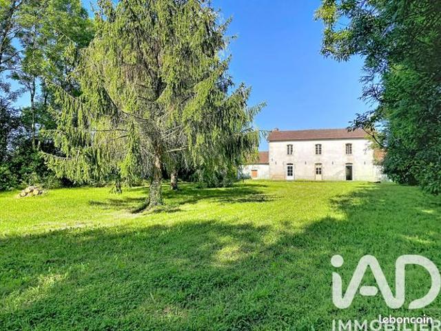 Propriété 7 pièces 176 m²
