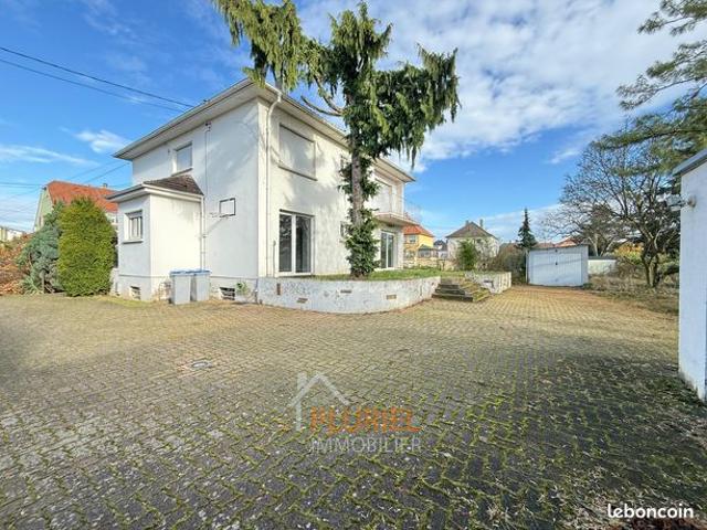 Propriété 7 pièces 177 m²