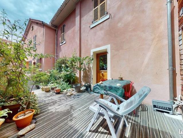 Propriété 7 pièces 177 m²