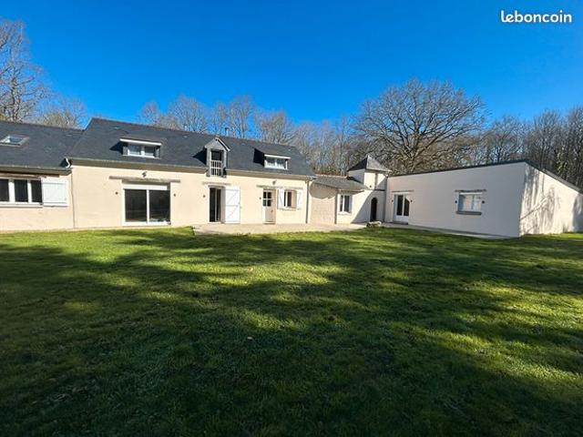 Propriété 7 pièces 178 m²