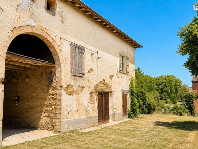 Propriété 7 pièces 178 m²