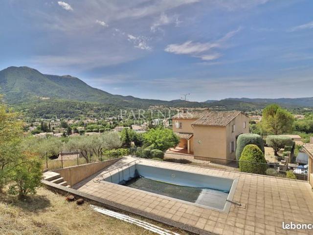 Propriété 7 pièces 178 m²