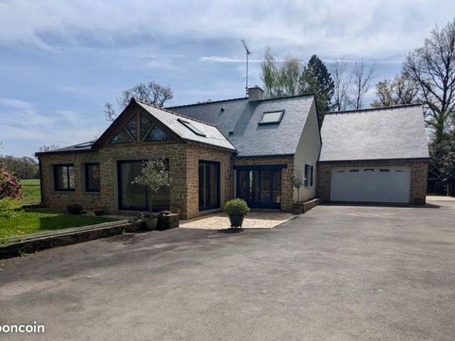 Propriété 7 pièces 178 m²