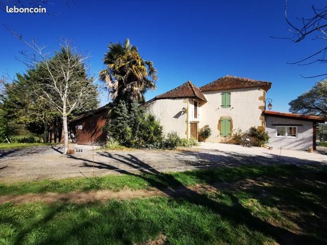 Propriété 7 pièces 179 m²