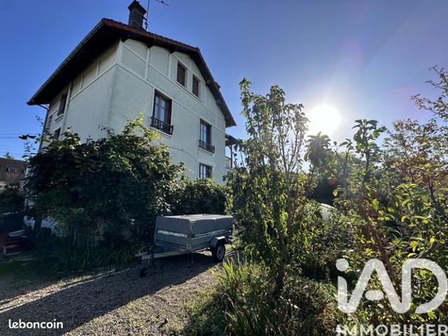 Propriété 7 pièces 170 m²