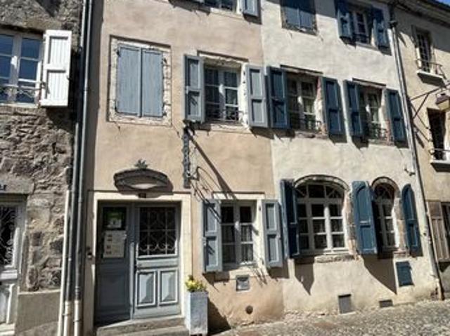 Propriété 7 pièces 170 m²
