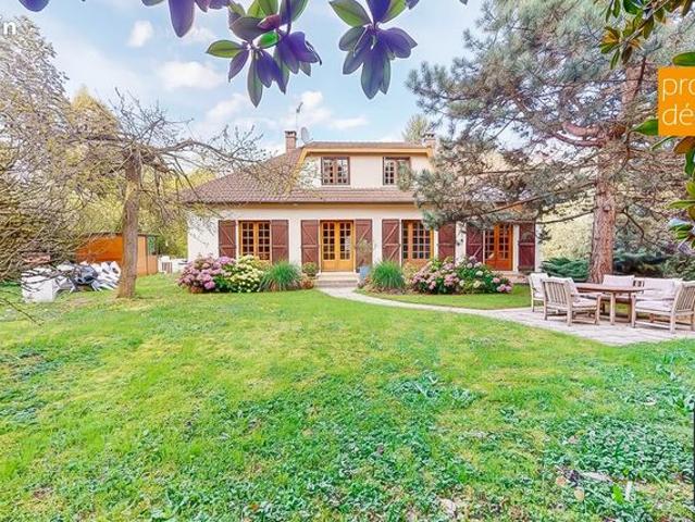 Propriété 7 pièces 170 m²