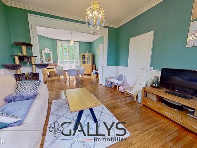Propriété 7 pièces 170 m²