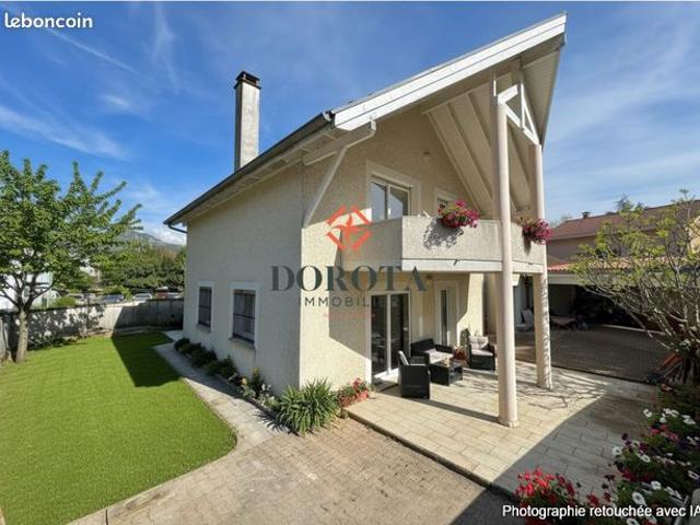 Propriété 7 pièces 170 m²