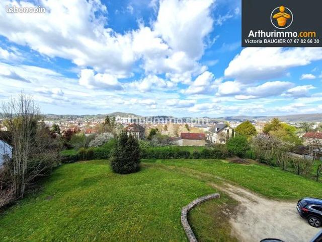 Propriété 7 pièces 170 m²