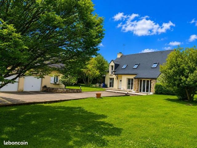 Propriété 7 pièces 170 m²
