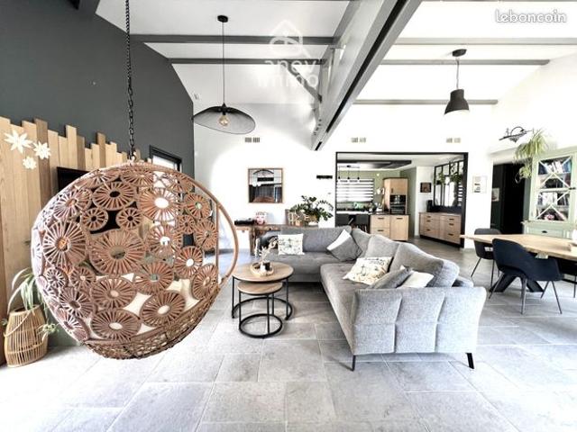 Propriété 7 pièces 171 m²