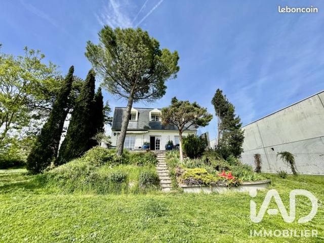 Propriété 7 pièces 170 m²